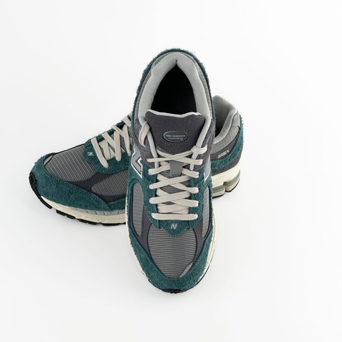 New Balance 2002R