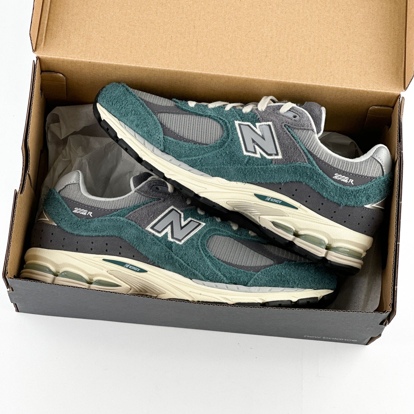 New Balance 2002R
