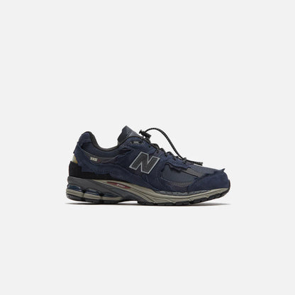 New Balance 2002R