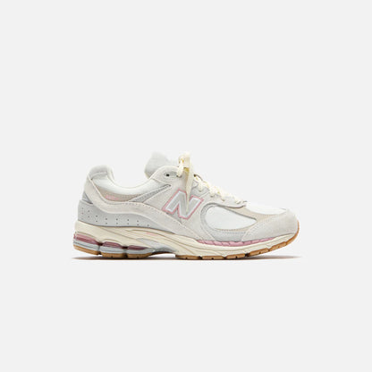 New Balance 2002R