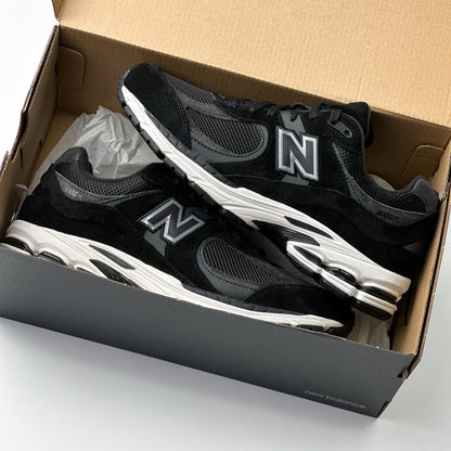 New Balance 2002R