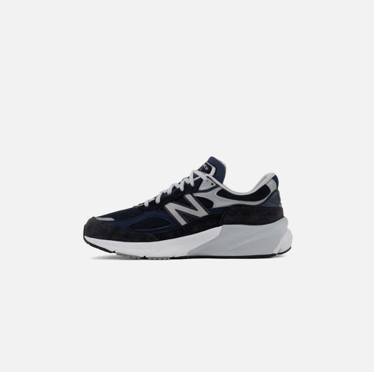 New Balance WMNS Made in USA 990v6