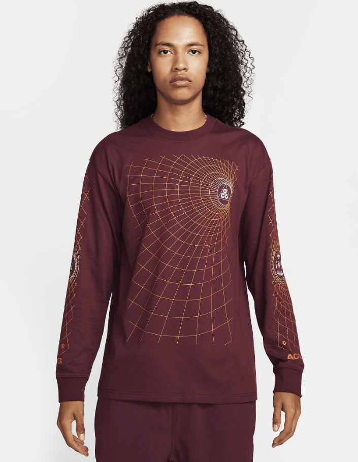 Nike ACG Long-Sleeve Monhole